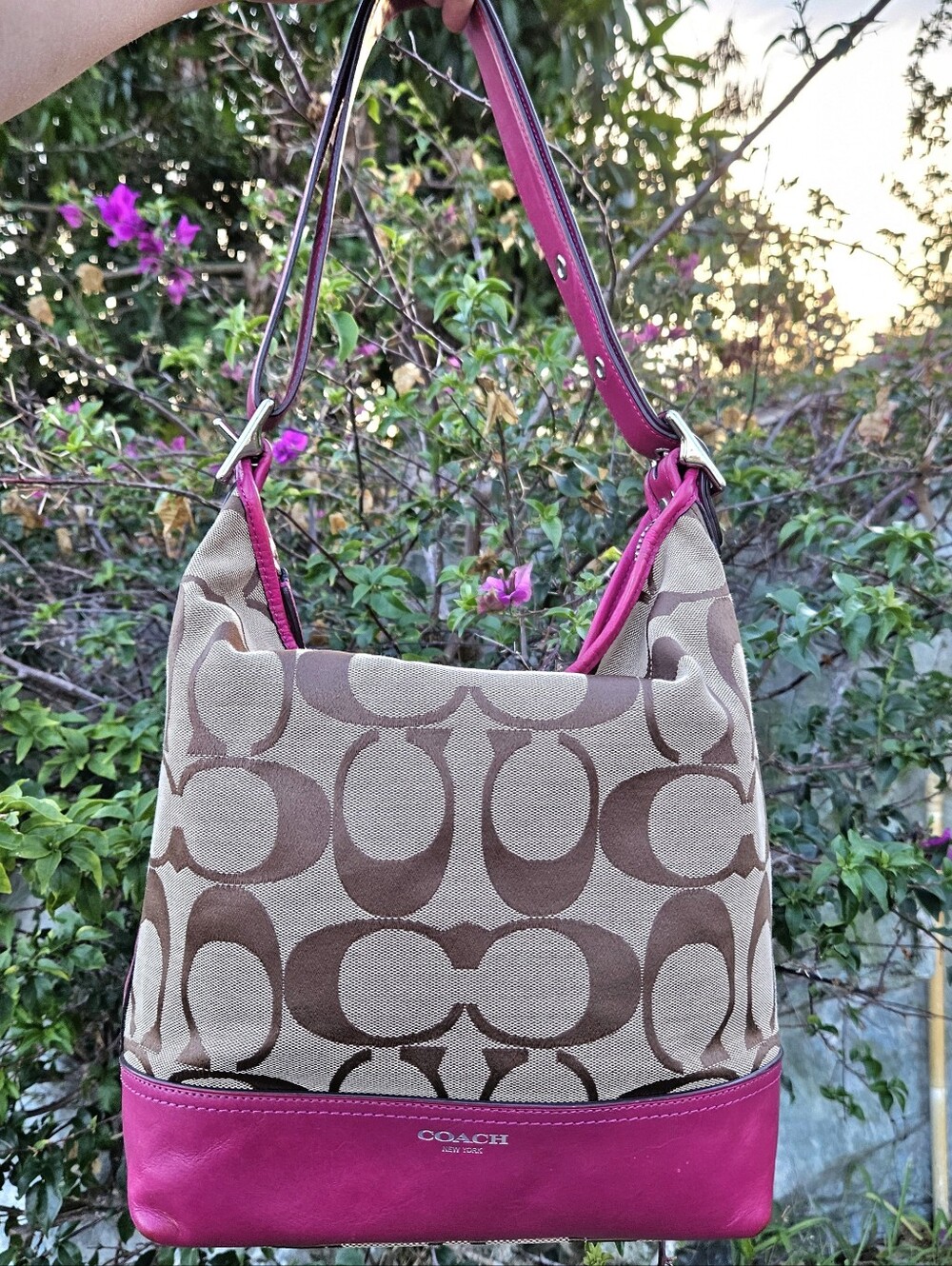 Coach Legacy Signature Duffle Pink 21149